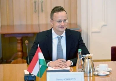 Сійярто підтвердив, що постійно дзвонив Лаврову в перервах секретних зустрічей Ради ЄС