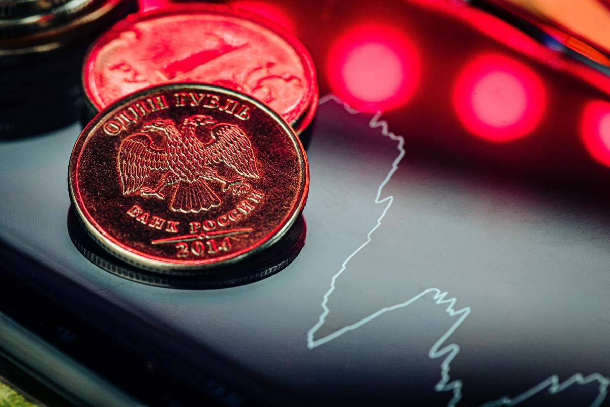 "Ідеальний шторм" на нафтовому ринку обвалив прибутки компанії друга Путіна, - Reuters