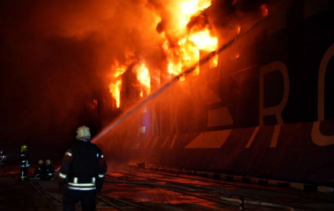 Росія вдарила балістикою по кораблях в портах Одеси і Чорноморська (фото, відео)